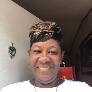 Meet your Posher, Cora